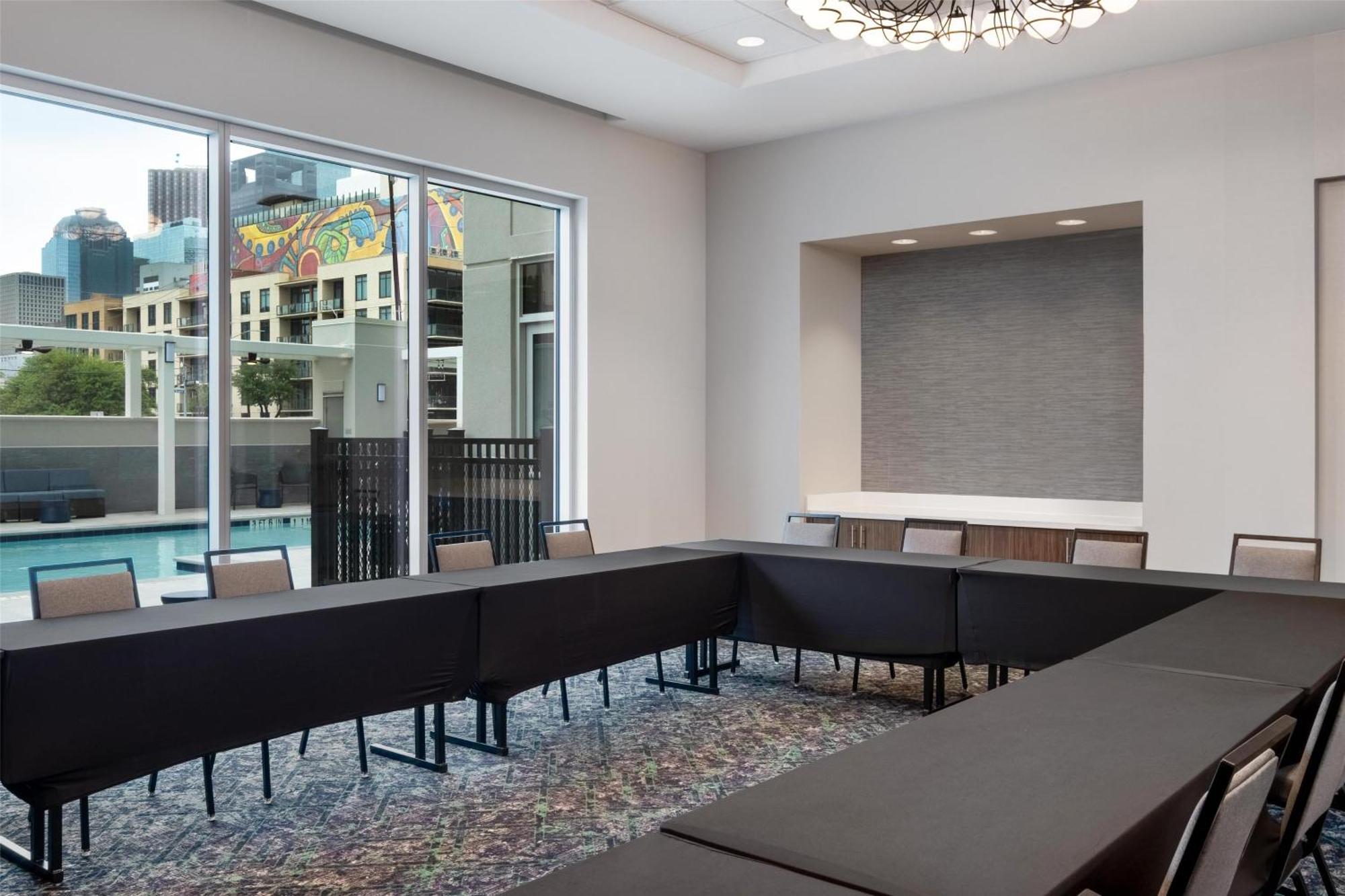 Home2 Suites By Hilton Houston Downtown Convention Center Экстерьер фото